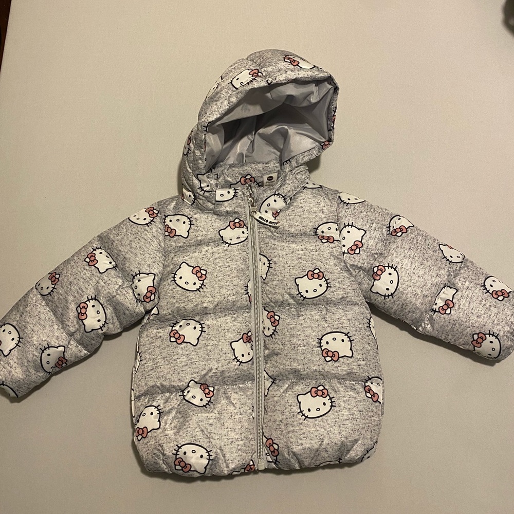 Hello Kitty puffer jacket - Picture 2 of 4